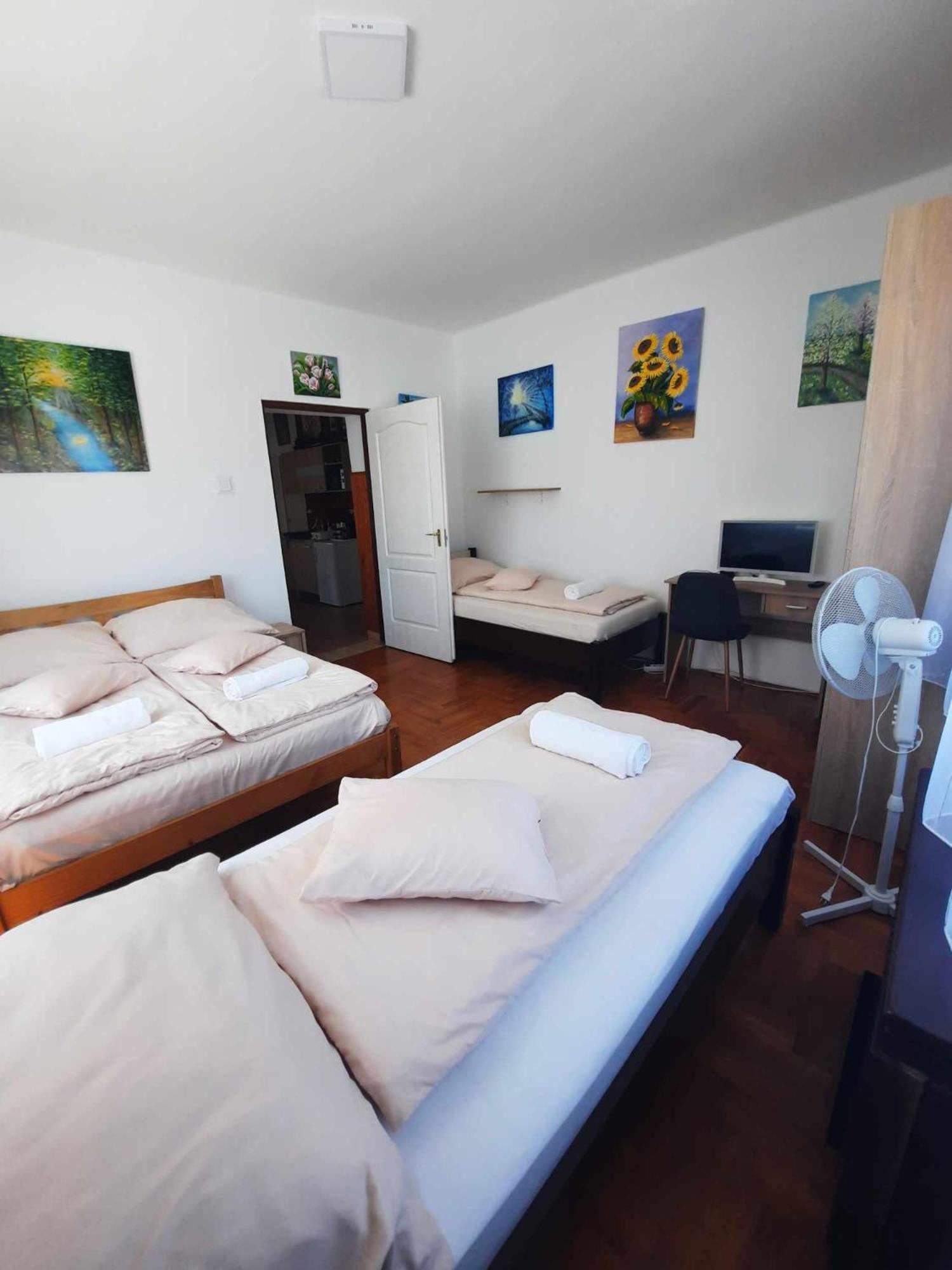 Ferienwohnung Galeria Vendeghaz Hajdúszoboszló Exterior foto